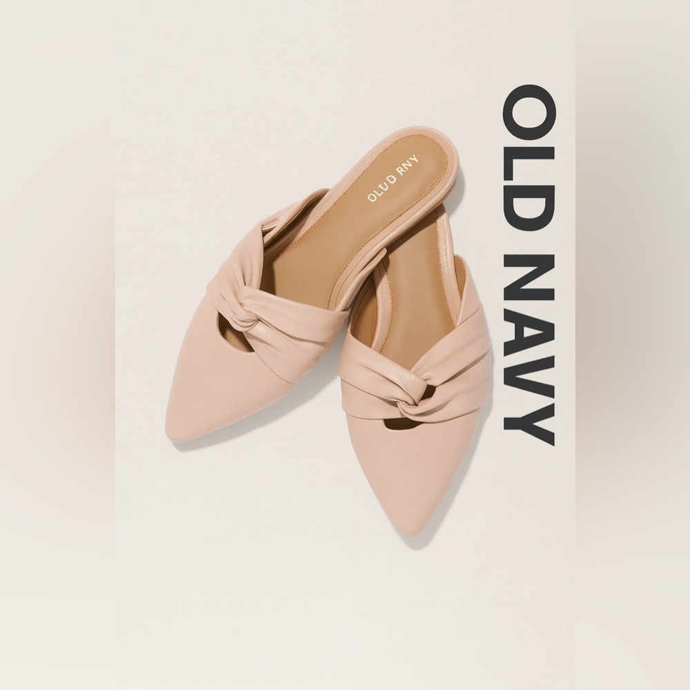 Old Navy Faux-Leather Twist-Front Mule Shoes – Women’s Size 6